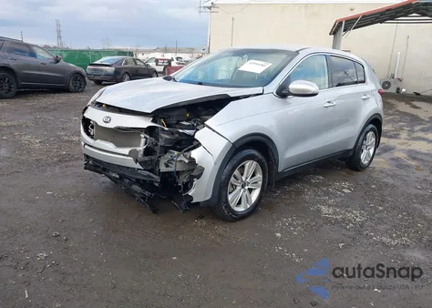 2018 Kia Sportage Lx z USA, uszkodzony, nr VIN KNDPM3AC7J7448483